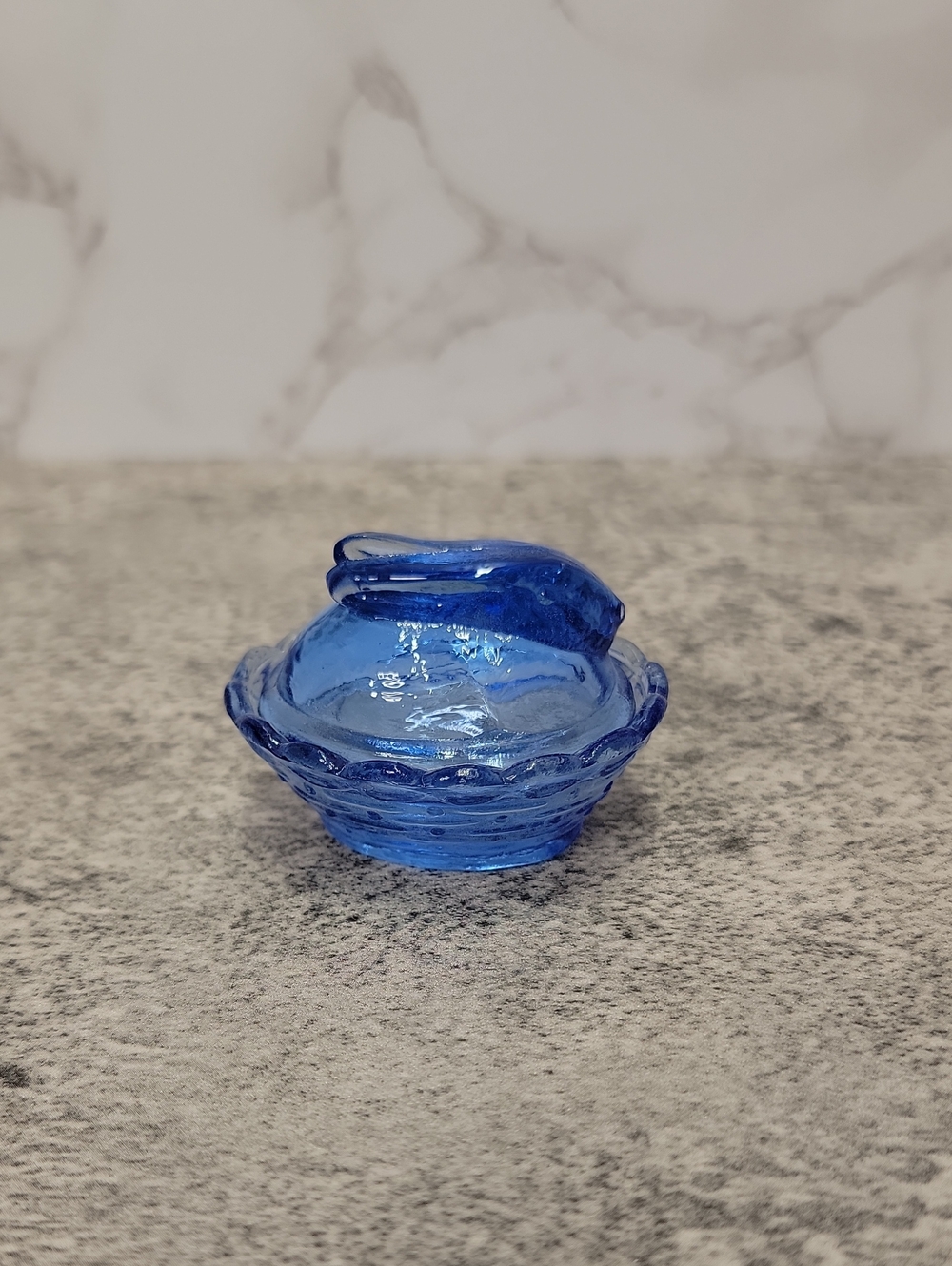 Mini Mania Blue Glass Bunny Rabbit on a nest salt cellar
